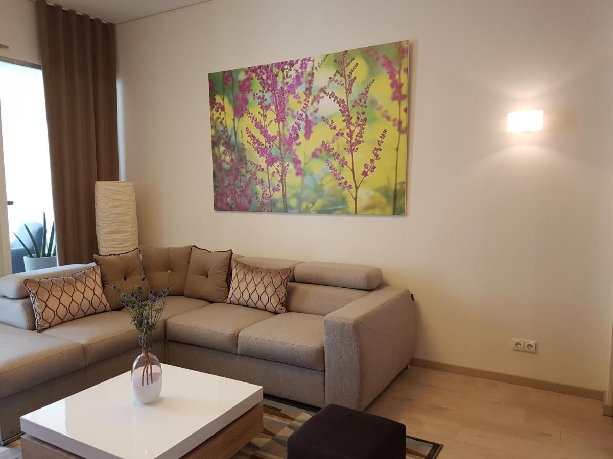 Great Flat With Terrace In Oldtown-Prime Rentals Kaunas Bagian luar foto